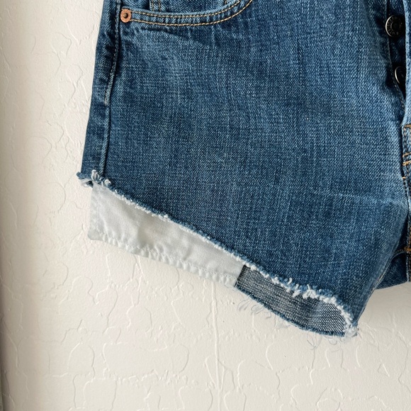Levis 501 Cutoff Denim Shorts - Picture 3 of 9